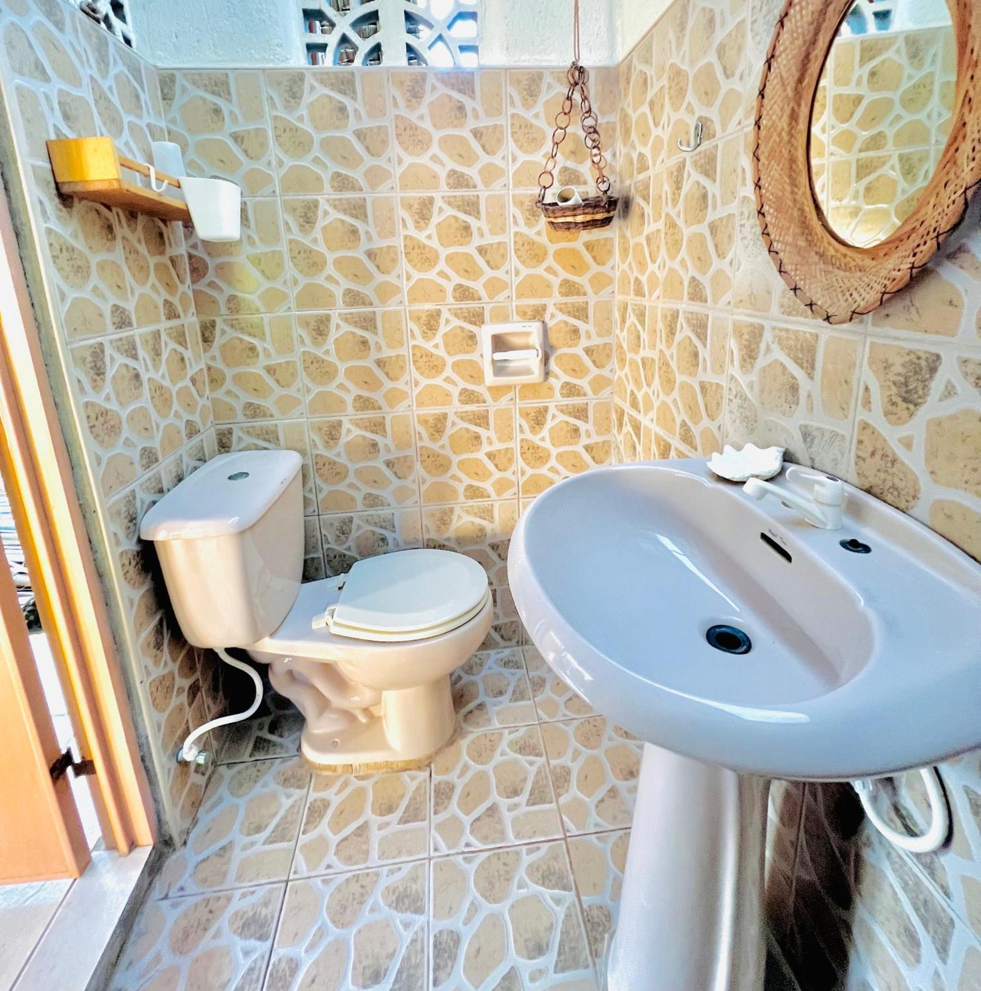 פנגלאו Boholala Hostel מראה חיצוני תמונה